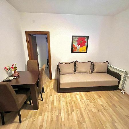 Apartments Family Tivat Extérieur photo