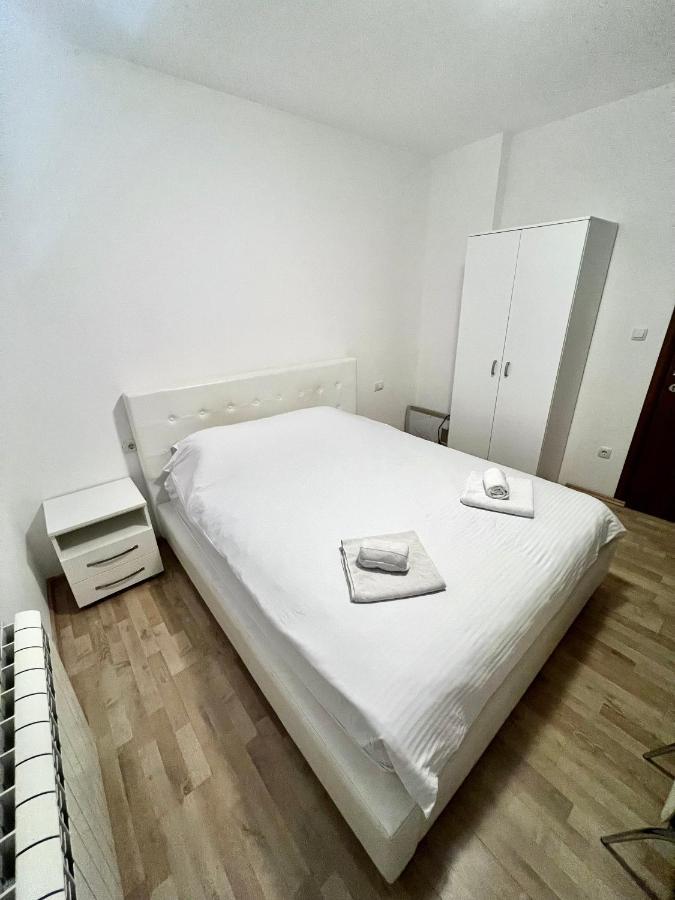 Apartments Family Tivat Extérieur photo