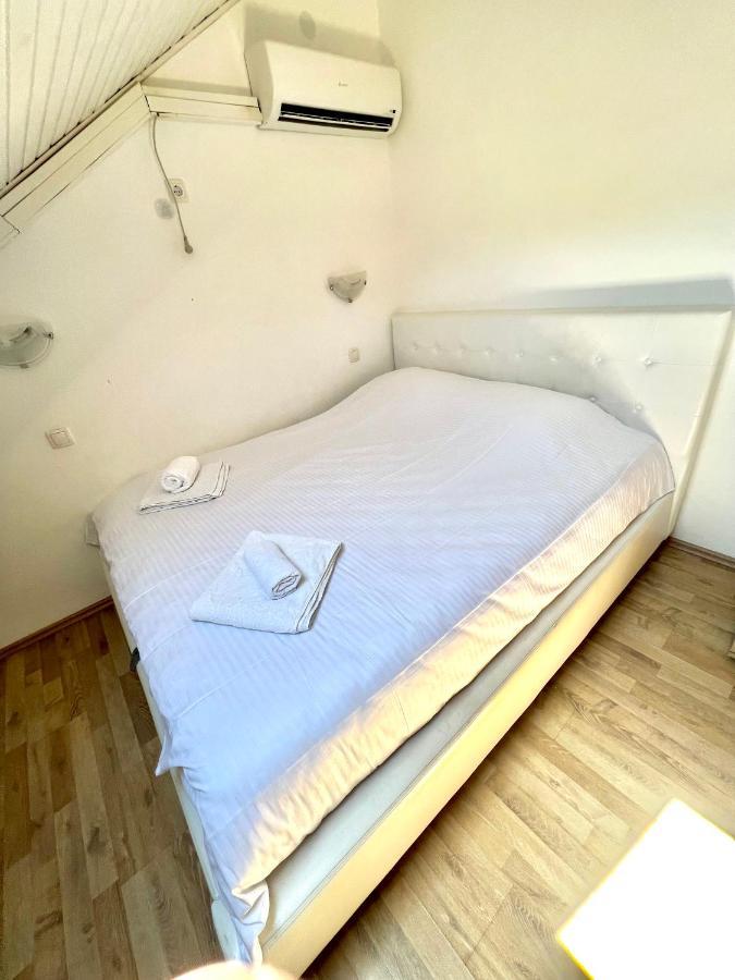 Apartments Family Tivat Extérieur photo